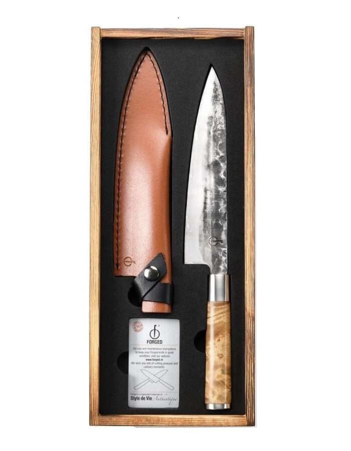 Forged VG10 chef's knife 20.5 cm with leather sheath