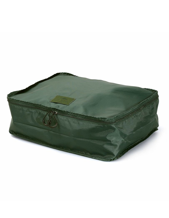 900 x 700green01