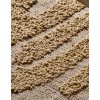 900 x 700rug02