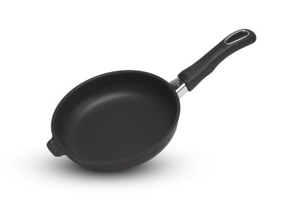 Pánev s nízkým okrajem