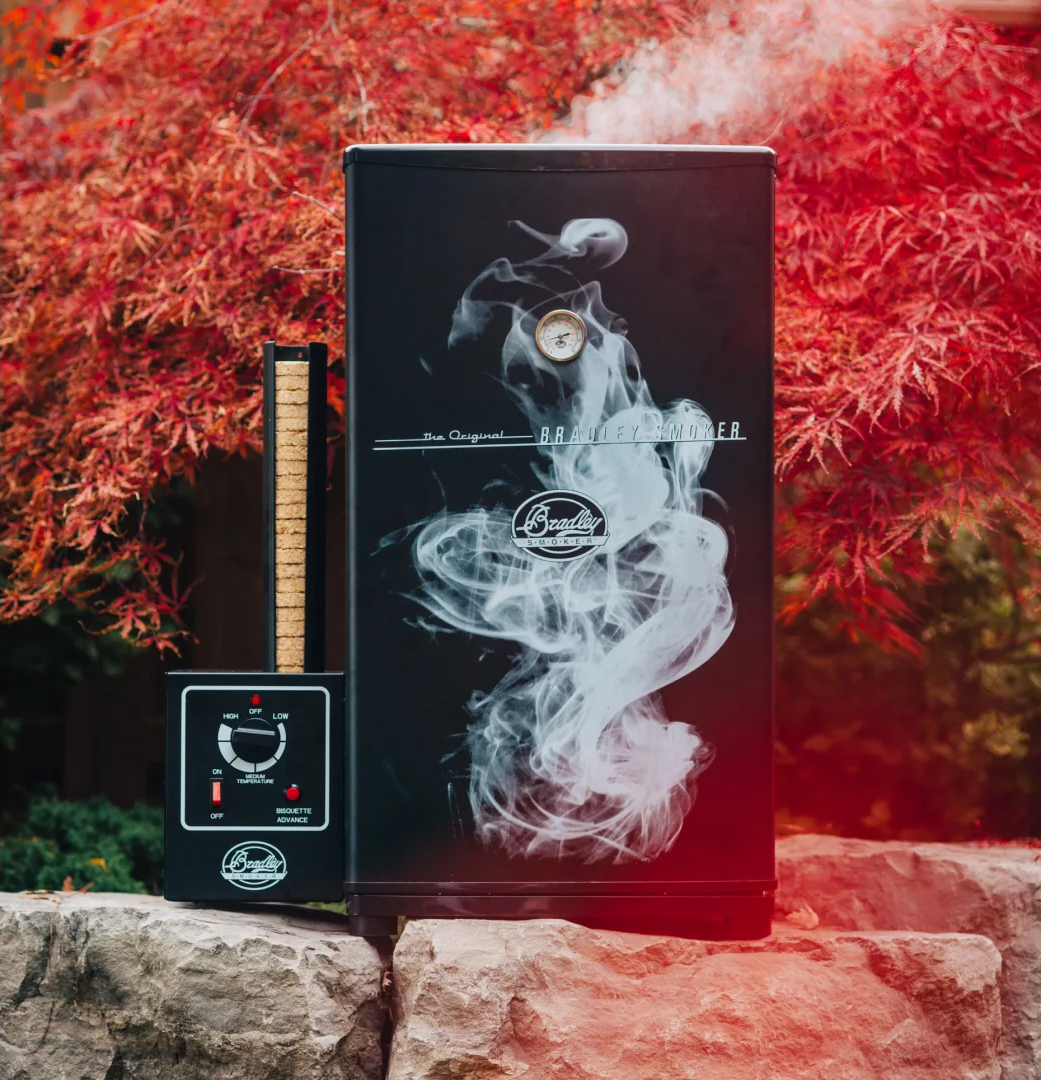 Elektrická udírna Bradley Smoker Original se čtyřmi rošty