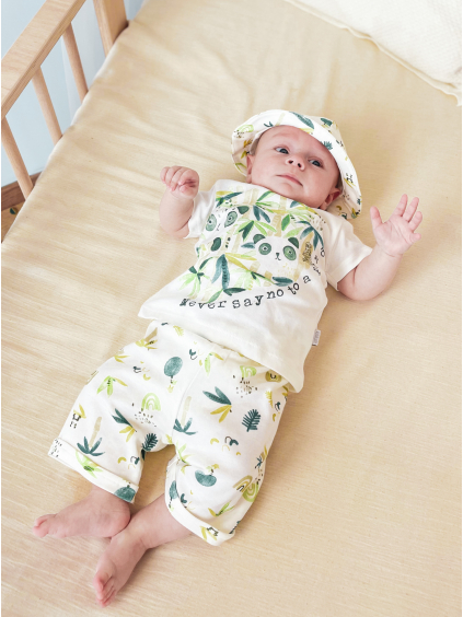 PANDA 3 PIECE SET - T-SHIRT, SHORTS AND HAT_S06585