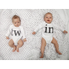Body amerického typu s dlouhým rukávem pro dvojčata TWIN_S75830 (Velikost 9 - 12 MĚSÍCŮ)