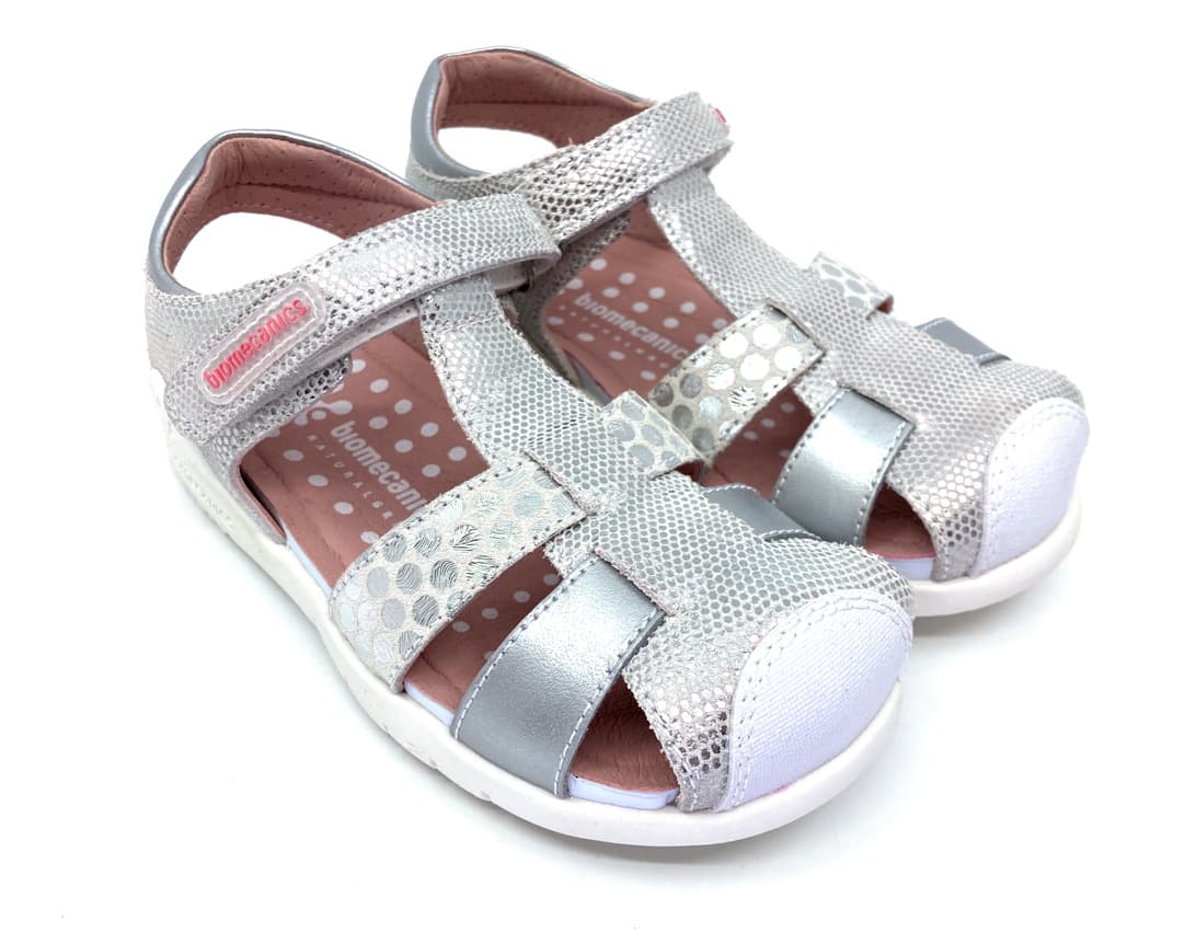 Dívčí sandále Biomecanics 232244-A Plata Velikost: 26