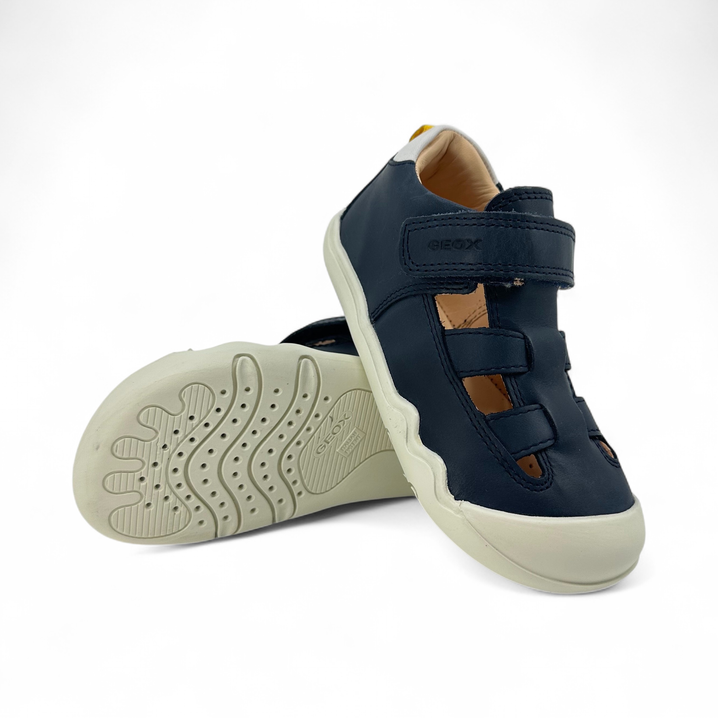 Levně Barefoot sandálky Geox Steppieup Navy/ White
