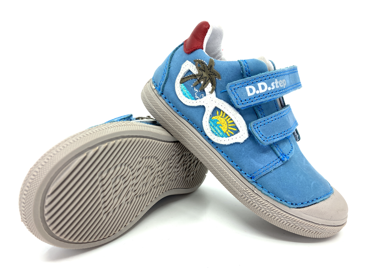 DD Step 049-207 Bermuda Blue Velikost: 27