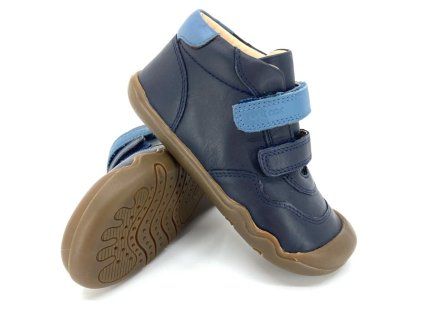 pierwsze buty dla chłopca