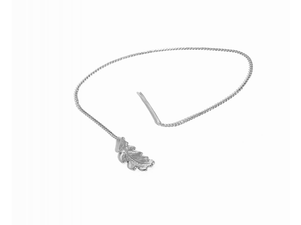 Women's dangling silver earring Oak