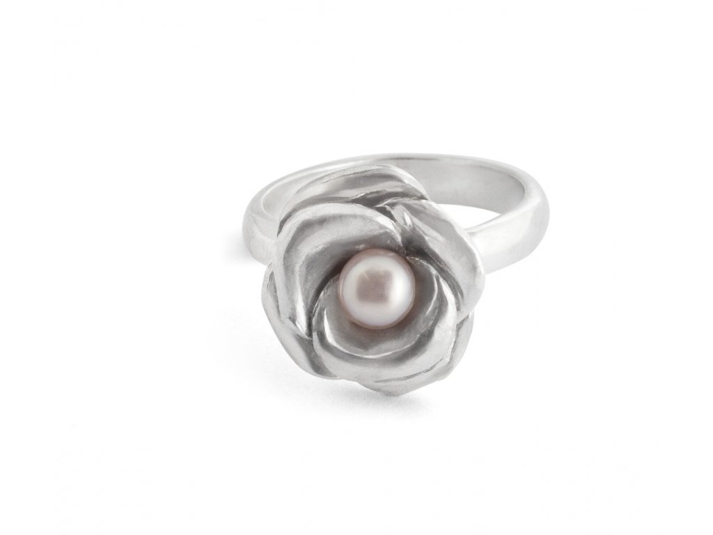 Women's silver smaller ring Rosa with a pearl