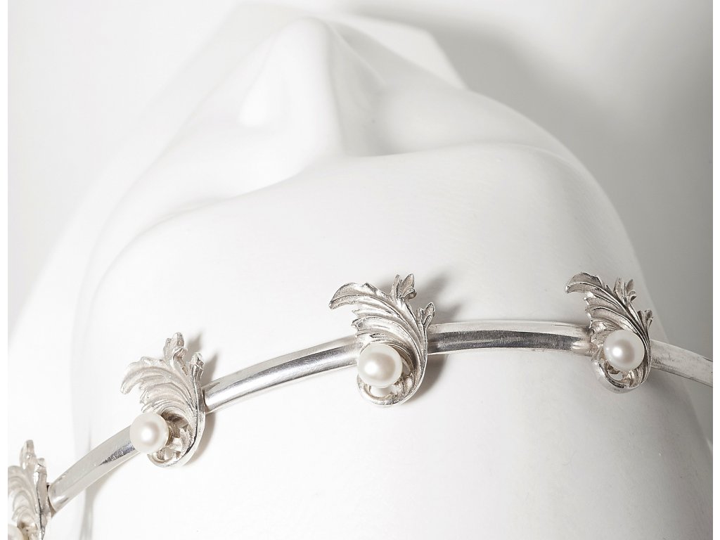 Wedding silver headband - handmade in the Czech Republic Baroque with pearls