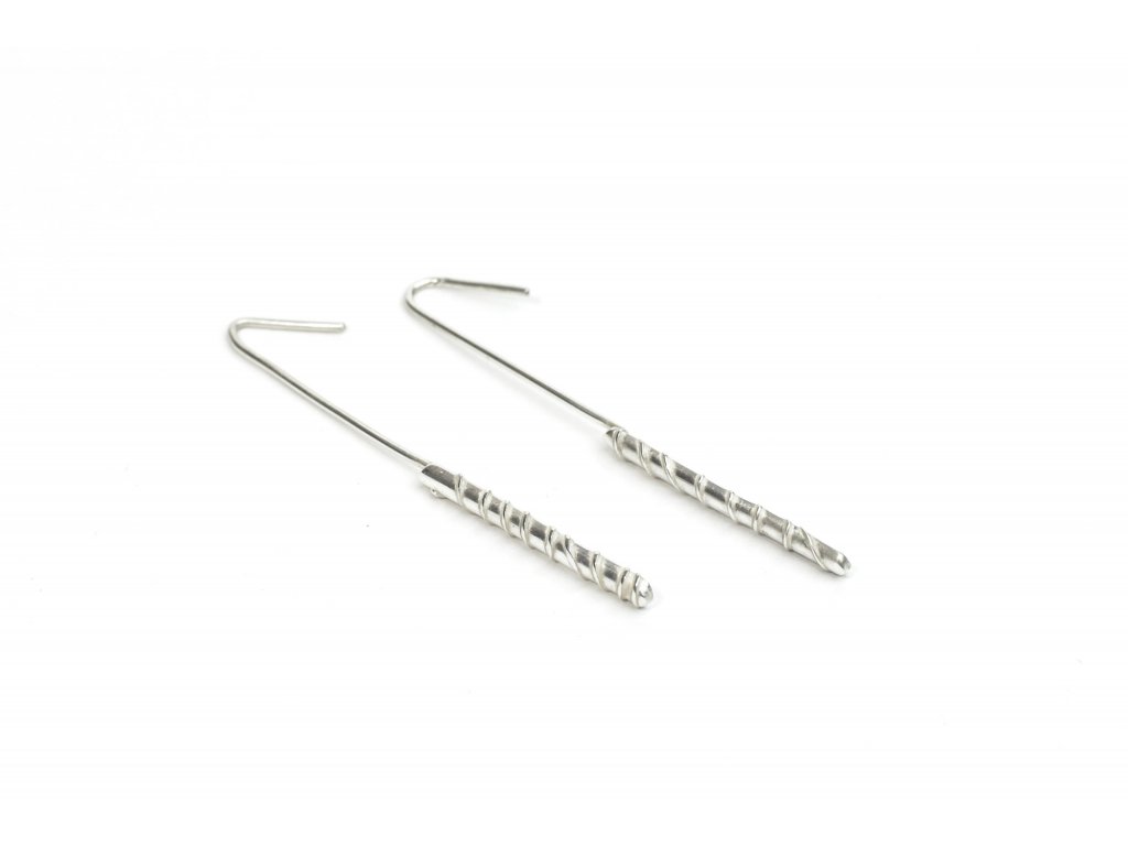 Women's minimalist Line dangling earrings