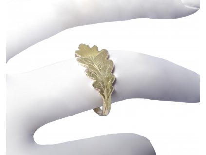 Women's gold ring Oak with leaf