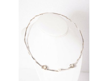 Stříbrný dámský náhrdelník Barok obruč s perlami