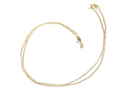 Split gold wider ring with pearl