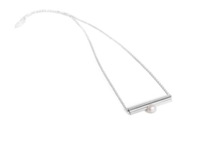 Minimalist Zenit necklace with pearl