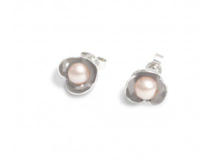 Bowpearls women's earrings with pearls