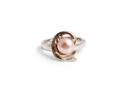 808dd9d4 cba1 4e8d b8de b0c9bb0b7512