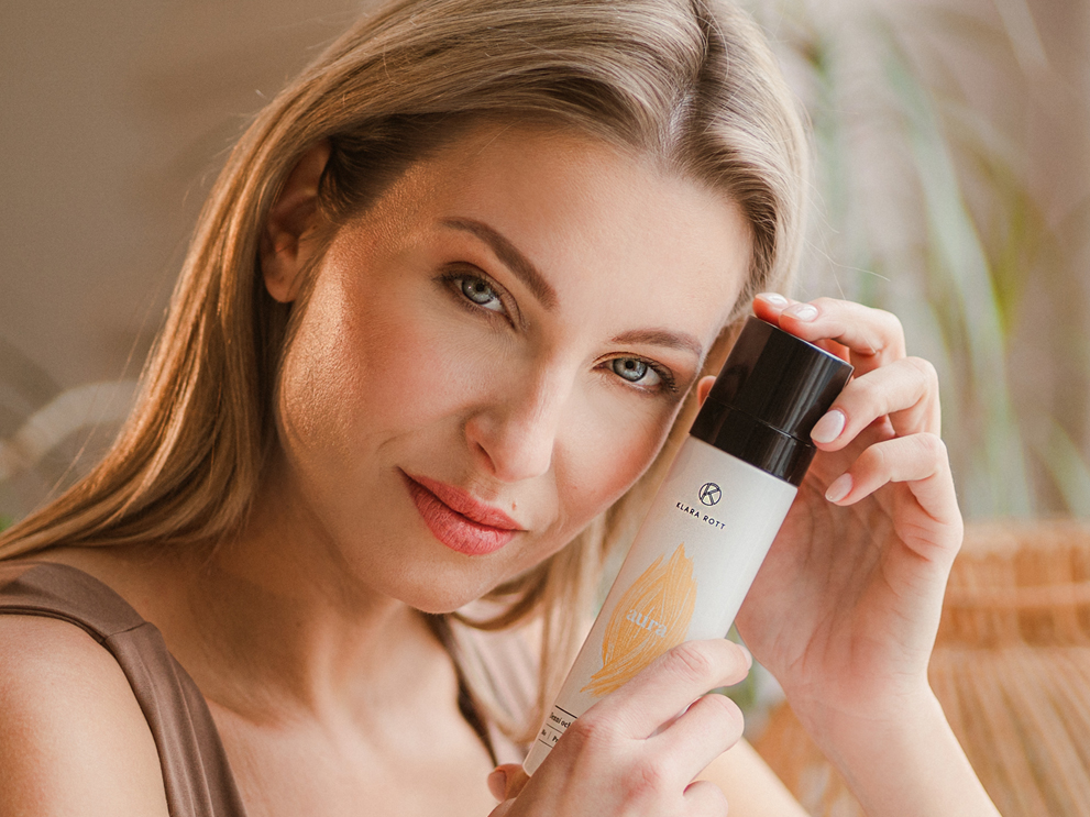 Produkt Aura. Novinka. Denní ochranný krém s SPF 20