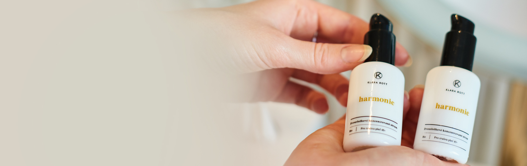 Dvoufázové sérum, které působí do hloubky.