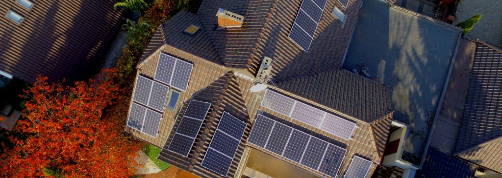 Čo je to solárny regulátor a prečo sa oplatí investovať?