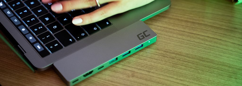 usb-c adaptér s thunderbolt 3