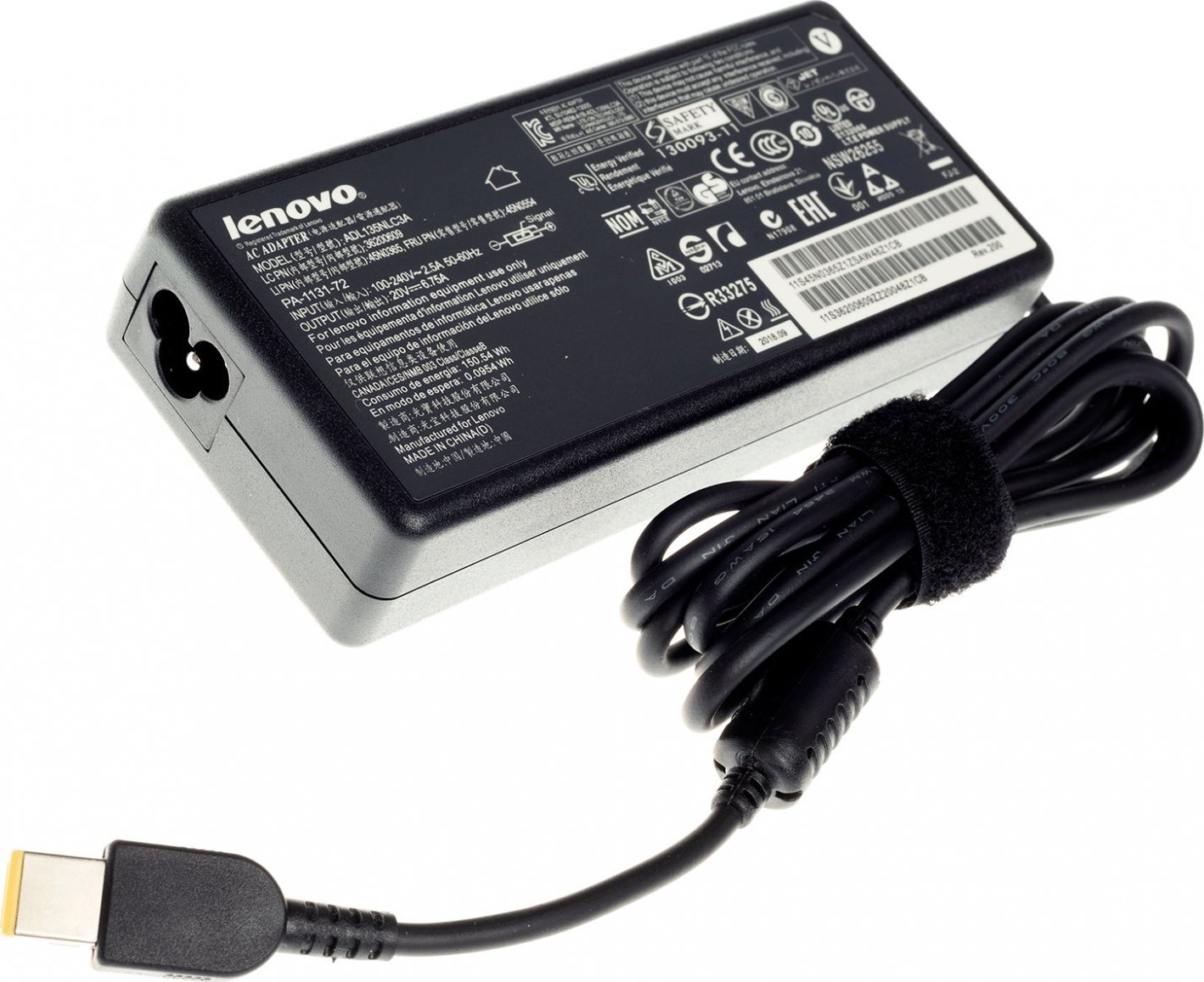 Originál AC Adapter pre Lenovo ThinkPad W540, ThinkPad W540 20BG, ThinkPad W540 20BH, ThinkPad W541 20V 6.75A 135W