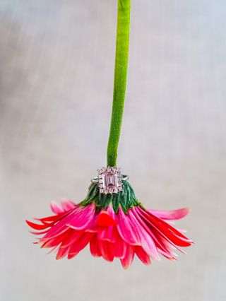 Už v neděli máme MDŽ 🙋🏽‍♀️💗, tento týden u nás můžete vybrat krásný dárek, nebo jen malou drobnost 🥰. Rádi Vám poradíme a...