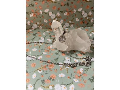 Řetízek s křišťálem