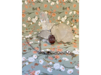 Řetízek s ametystem na achátu