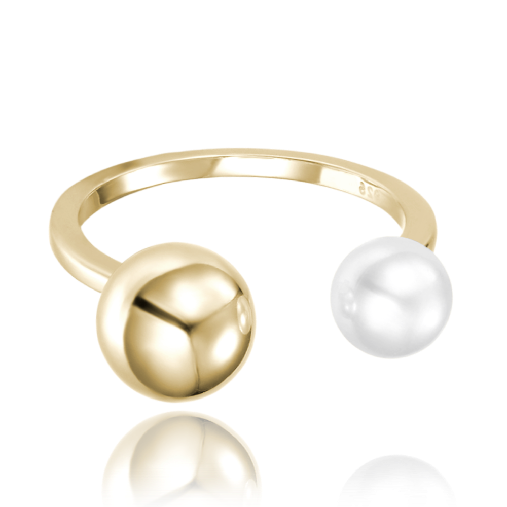 MINET Pozlacený stříbrný prsten s perlou Velikost prstenu: 57