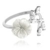 MINET Bílý rozkvetlý stříbrný prsten FLOWERS se zirkony (Velikost prstenu 52)