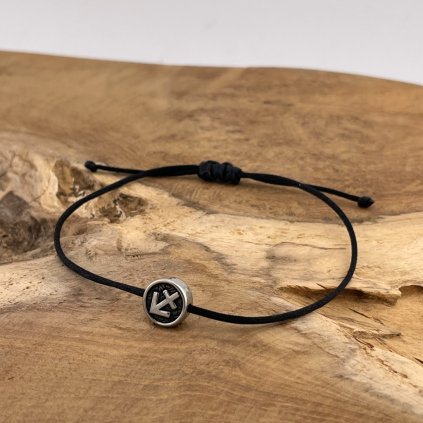 cierna snurka náramok strelec masiv