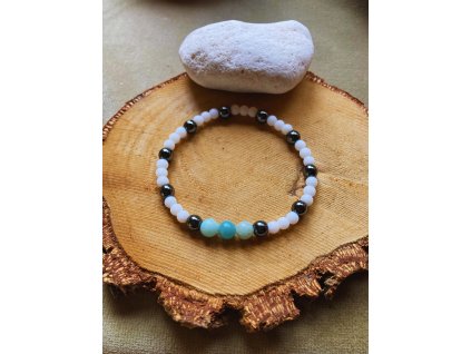 Náramek s bílým jadeitem