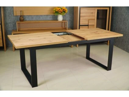 Jídelní stůl 970