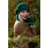 Bonneta Rabionek Dámský vlněný pletený baret s kamínky Justine tmavě zelený outfit