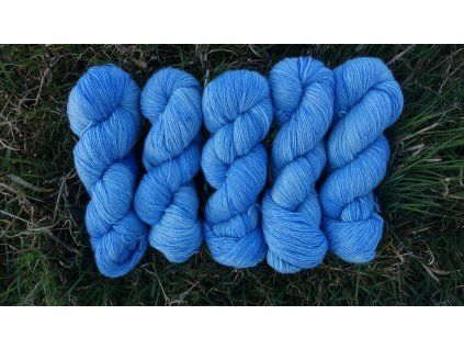 Světle modrá (Single, 400/100)