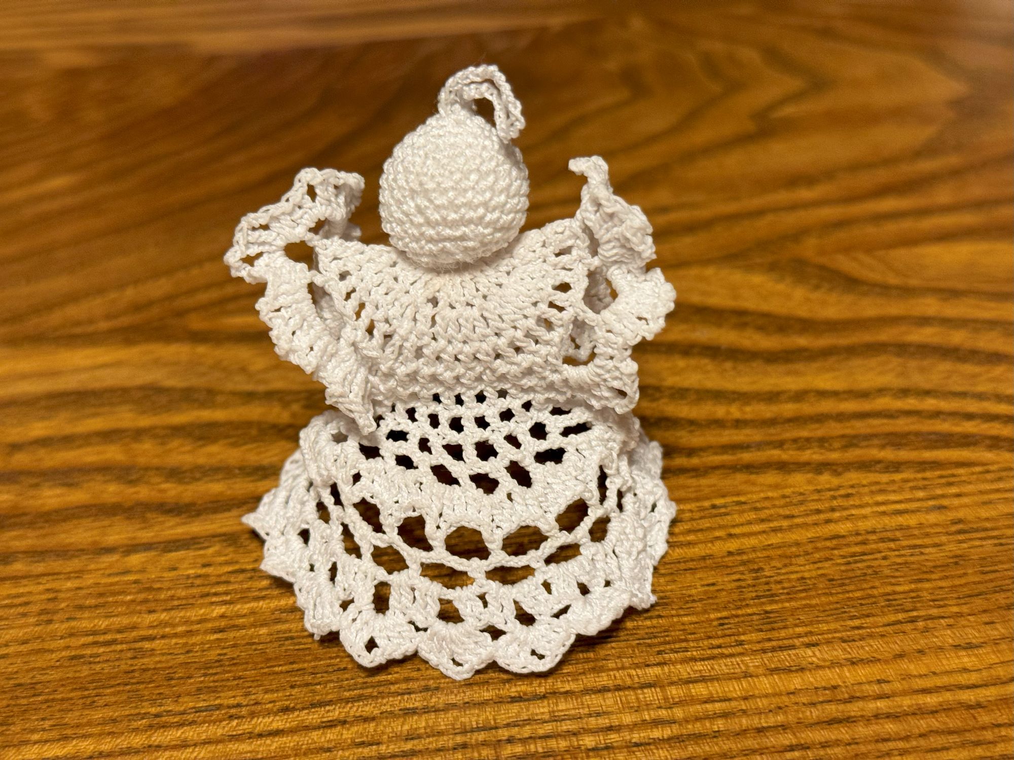 Háčkovaný andělíček 2024