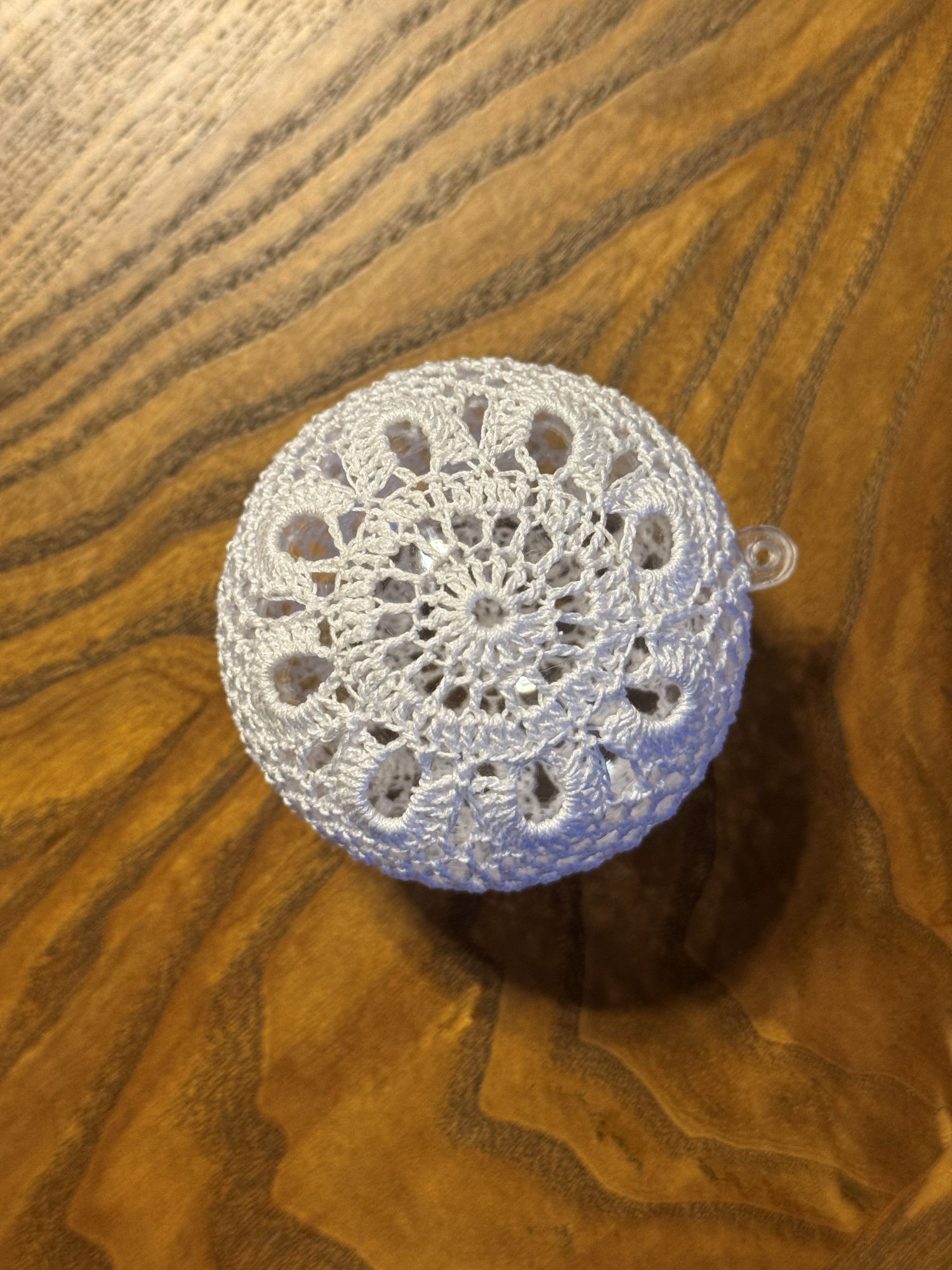 Háčkovaná kulička 2025