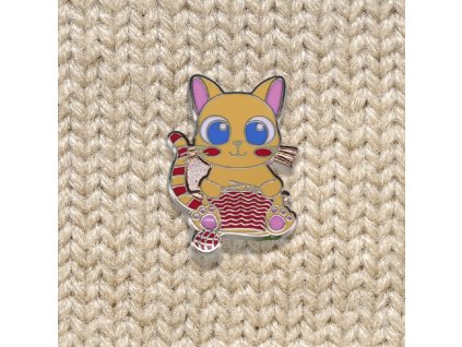 Pin Kočka pletařka