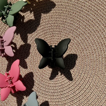 Skřipec motýlek – černý