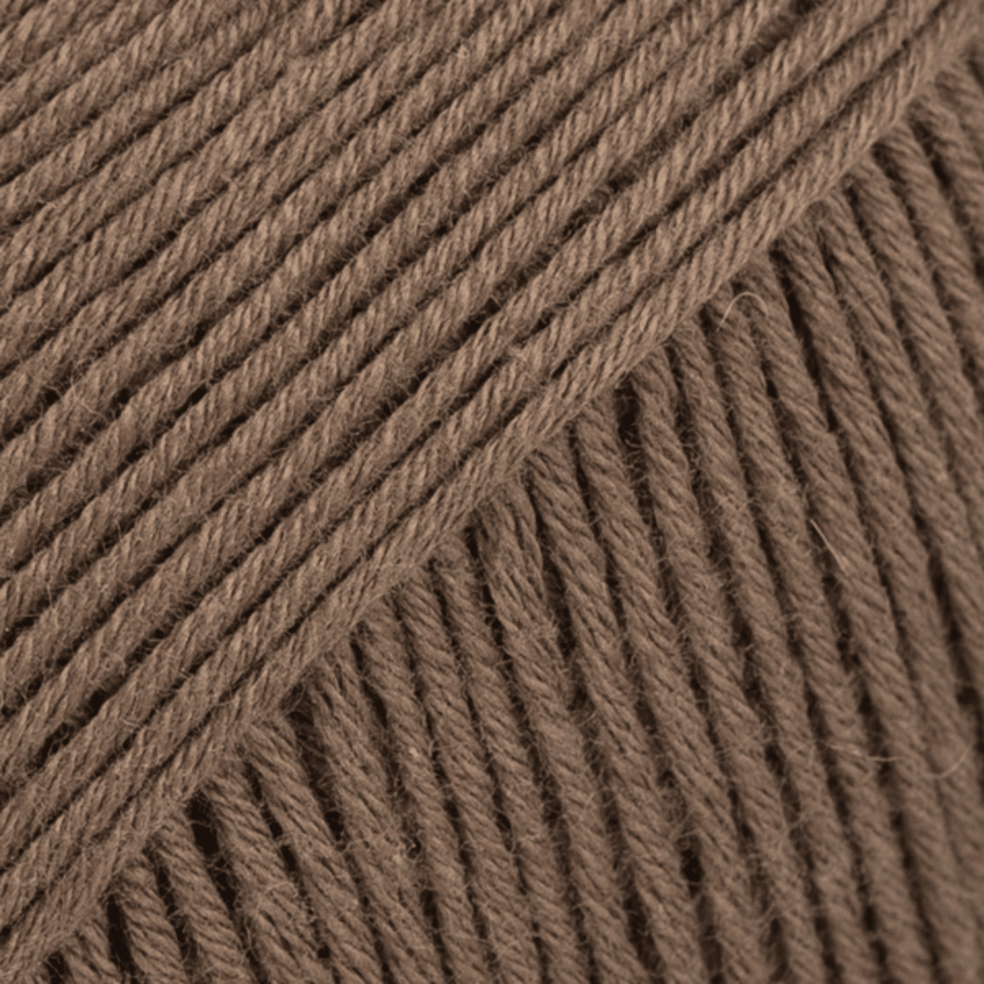 DROPS Safran 68 – coffee