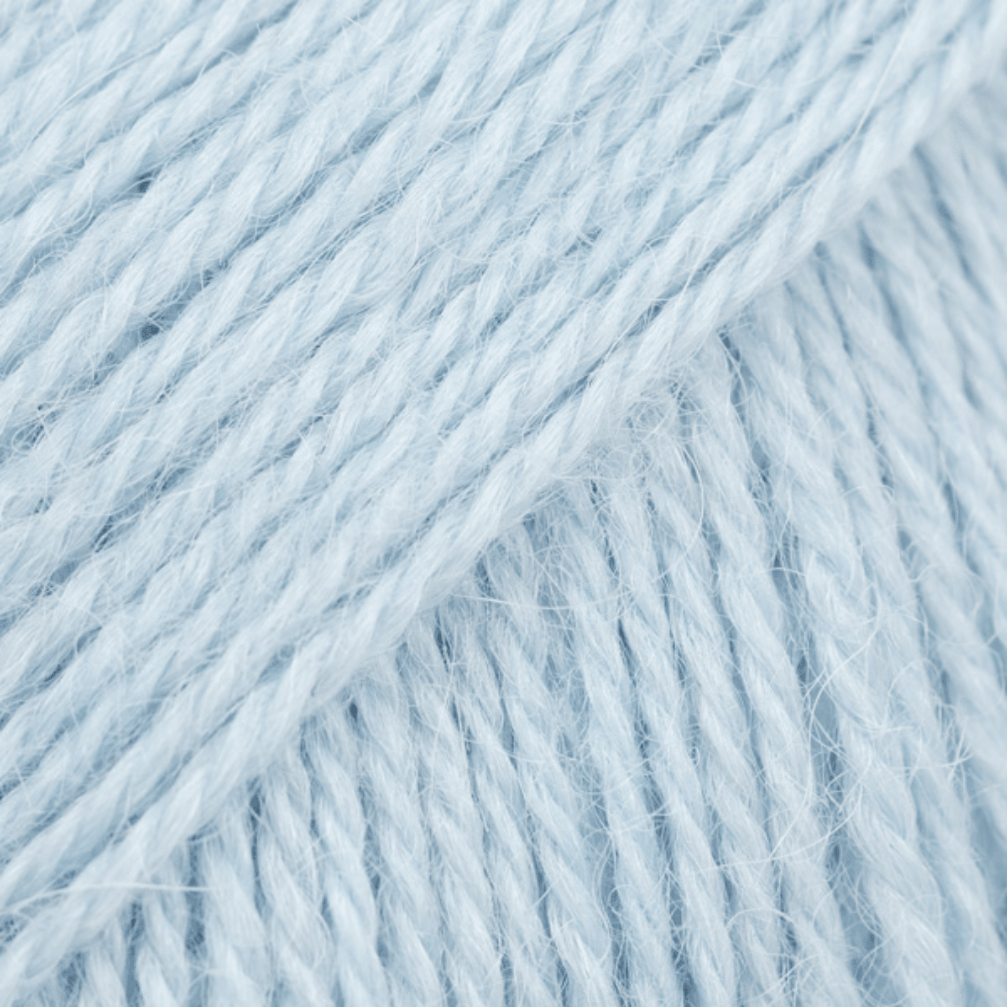 DROPS Alpaca 9048 – ledově modrá