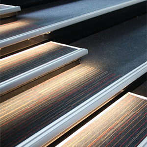 led-beleuchtung-am-treppenaufgang