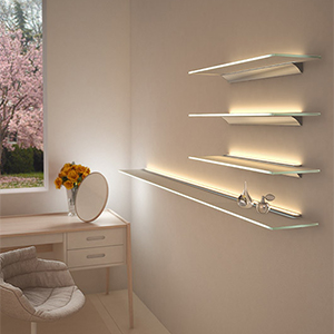 led-glaskantenprofil-im-regal