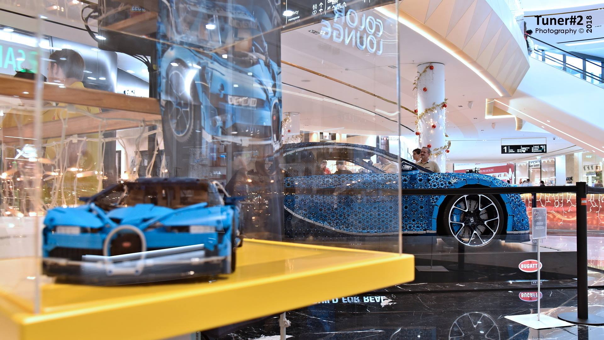 Bugatti Chiron v obchodním centru OC Chodov