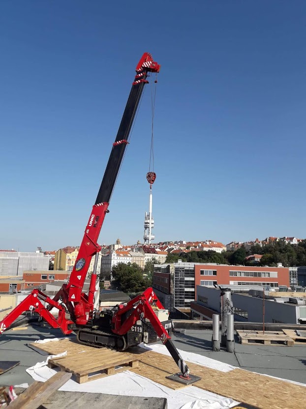 Půjčovna minijeřábů Praha