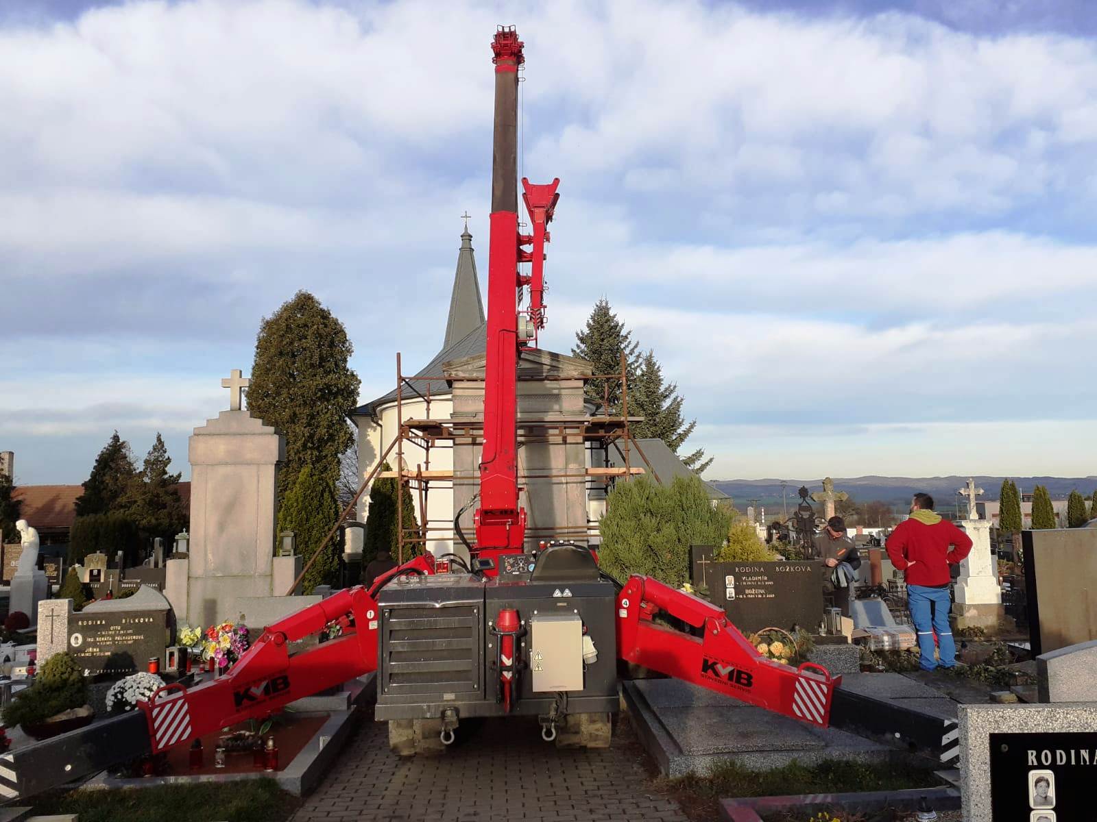 5 HLAVNÍCH VÝHOD MINI JEŘÁBŮ UNIC