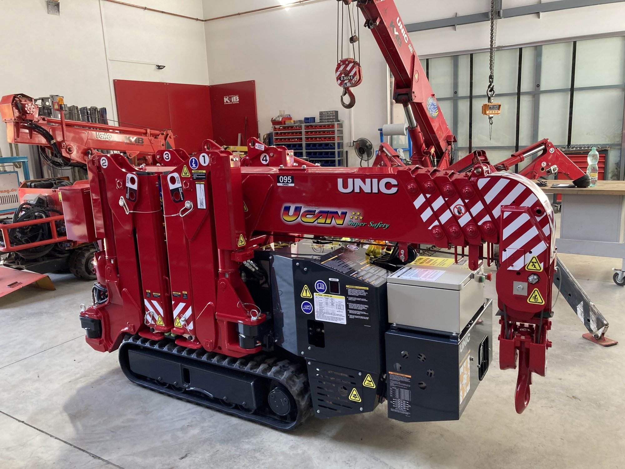 Provádíme kontroly, opravy, revize a revizní zkoušky zdvihacích zařízení