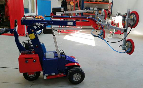 Rozšiřujeme nabídku o nový zasklívací robot Oskar 350 Offroad