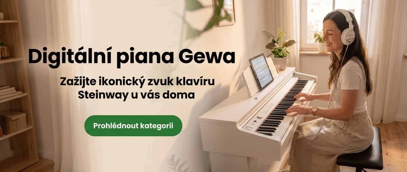 Mladá žena hraje na bílé digitální piano Gewa, na hlavě má bílá sluchátka a na pultu pro noty má tablet s notami.